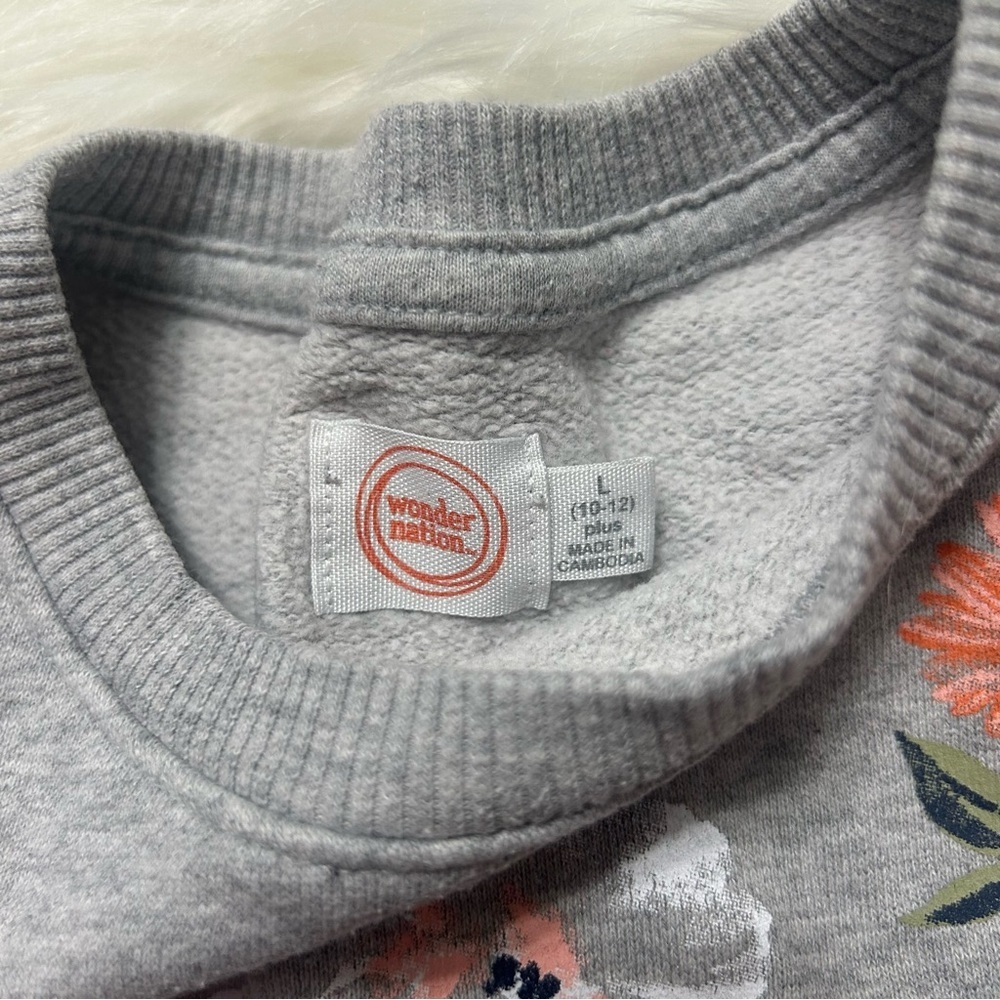 Size Large GIRLS “be kind” Floral Crewneck Sweatshirt E2 - Picture 3 of 3